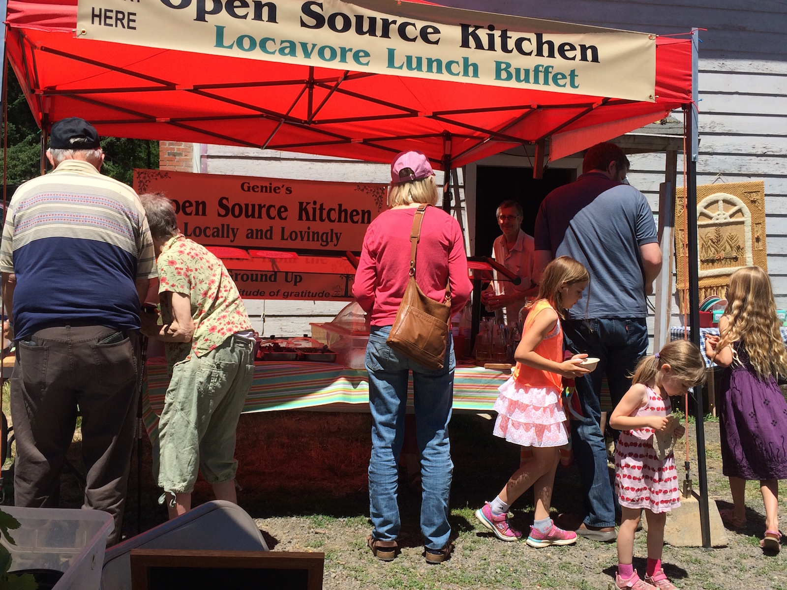 Delicious Locavore Lunch every Saturday at the Spencer Creek Growers Market