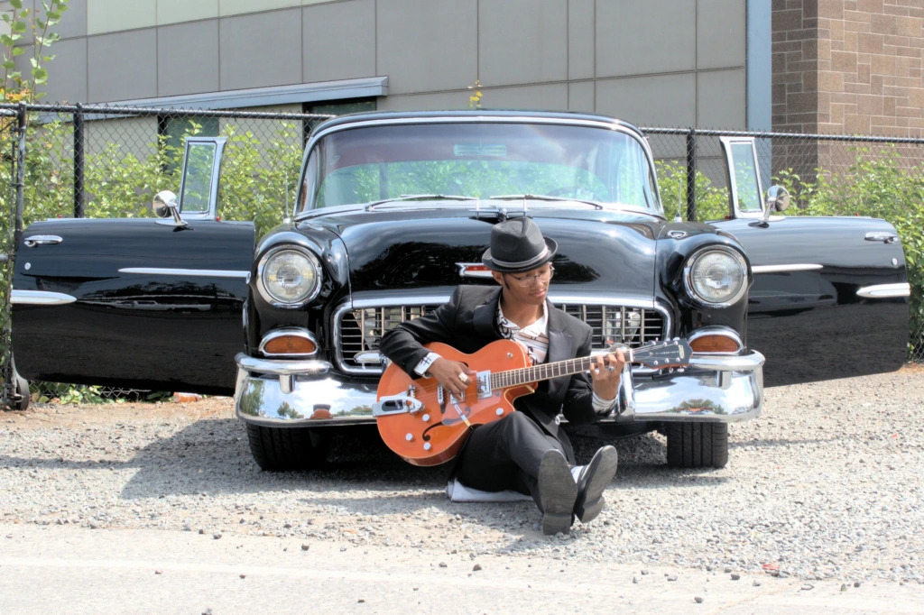 Dakota Harris will perform at the Spencer Creek Growers Market on September 27th